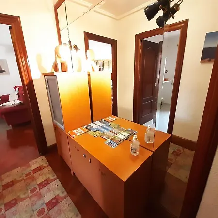 Hospital De Cruces Bec Piso Muy Luminoso דירה ברקלדו